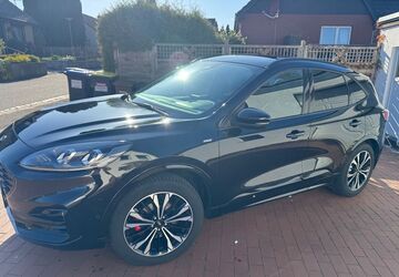 Ford Kuga 71.500 km 21.500 &euro; Lübeck 23569