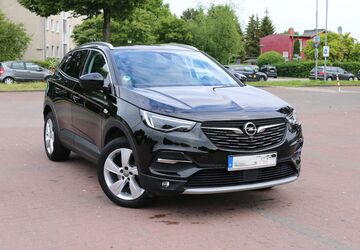 Opel Grandland (X) 73.000 km 16.999 &euro; Lübeck 23569