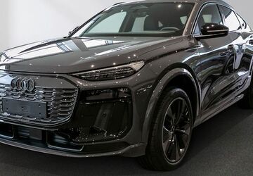 Audi Q6 e-tron 9.800 km 74.490 &euro; Lübeck 23556