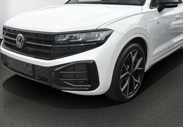 VW Touareg 26.650 km 70.950 &euro; Lübeck 23560