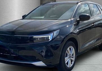 Opel Grandland (X) 13.232 km 21.990 &euro; Reinfeld/ Wesenberg 23858