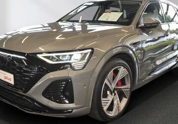 Audi Q8 e-tron 38.600 km 61.480 &euro; Lübeck 23556