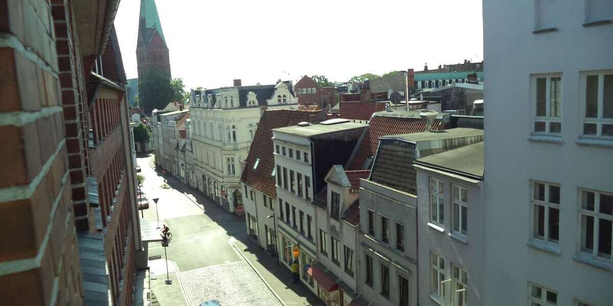 Etagenwohnung Lübeck Innenstadt - 2 Zimmer, 65 m&sup2;, 1.080&euro; | Angebot:26236168