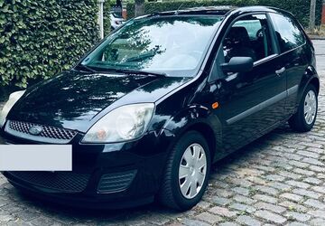 Ford Fiesta 268.000 km 990 &euro; Lübeck 23564