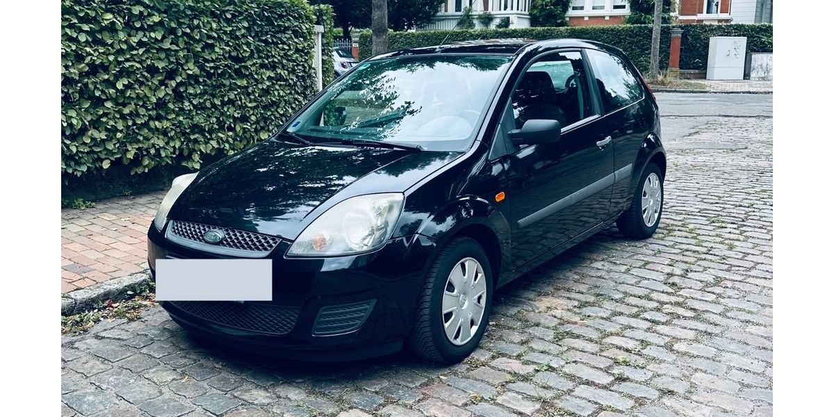 Ford Fiesta 268.000 km 990 &euro; Lübeck 23564