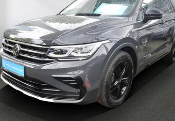 VW Tiguan 76.100 km 28.480 &euro; Lübeck 23560