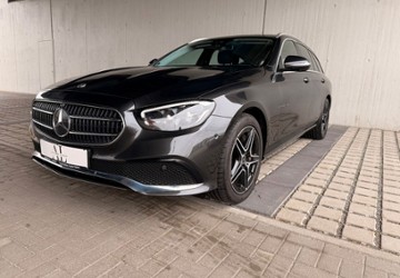 Mercedes-Benz E 300 77.370 km 29.900 &euro; Lübeck 23556
