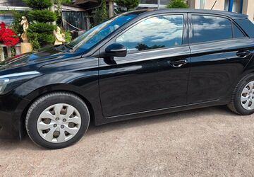 Hyundai i20 210.000 km 5.700 &euro; Lübeck 23568