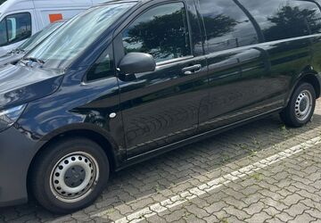 Mercedes-Benz Vito 216.850 km 15.400 &euro; Lübeck 23556