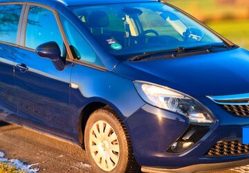 Opel Zafira Tourer 149.222 km 7.300 &euro; Einhaus 23911