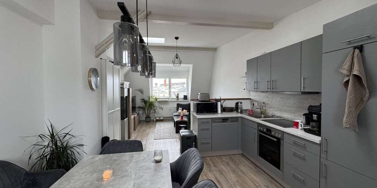 Etagenwohnung Lübeck Sankt Jürgen - 3 Zimmer, 82 m&sup2;, 1.430&euro; | Angebot:27391105
