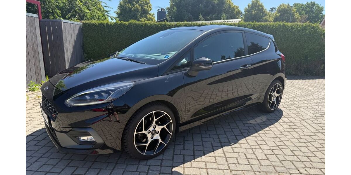 Ford Fiesta 83.000 km 15.999 &euro; Breitenfelde 23881