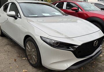 Mazda 3 5.127 km 26.950 &euro; Bad Oldesloe 23843