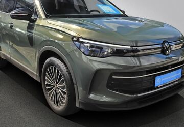 VW Tiguan 25.200 km 30.990 &euro; Lübeck 23560