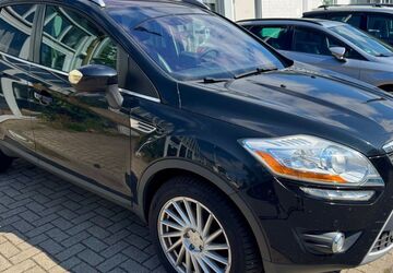 Ford Kuga 117.000 km 7.290 &euro; Lübeck 23554