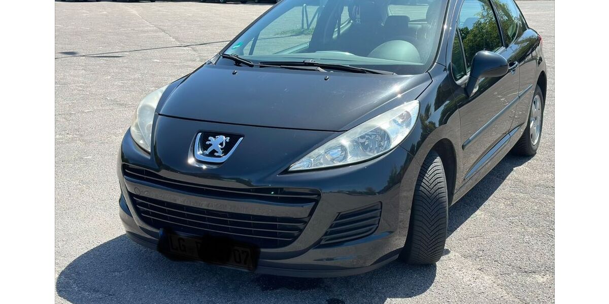 Peugeot 207 141.000 km 1.999 &euro; Bad Segeberg 23795