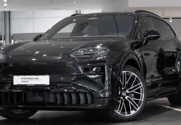 Porsche Cayenne 4.500 km 181.890 &euro; Lübeck 23560