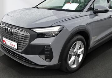 Audi Q4 e-tron 41.500 km 28.480 &euro; Lübeck 23556