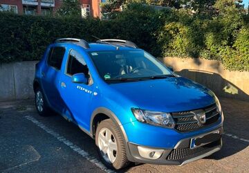 Dacia Sandero 75.000 km 6.999 &euro; Lübeck 23558