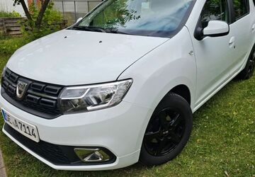 Dacia Sandero 118.000 km 6.900 &euro; Bad Segeberg 23795