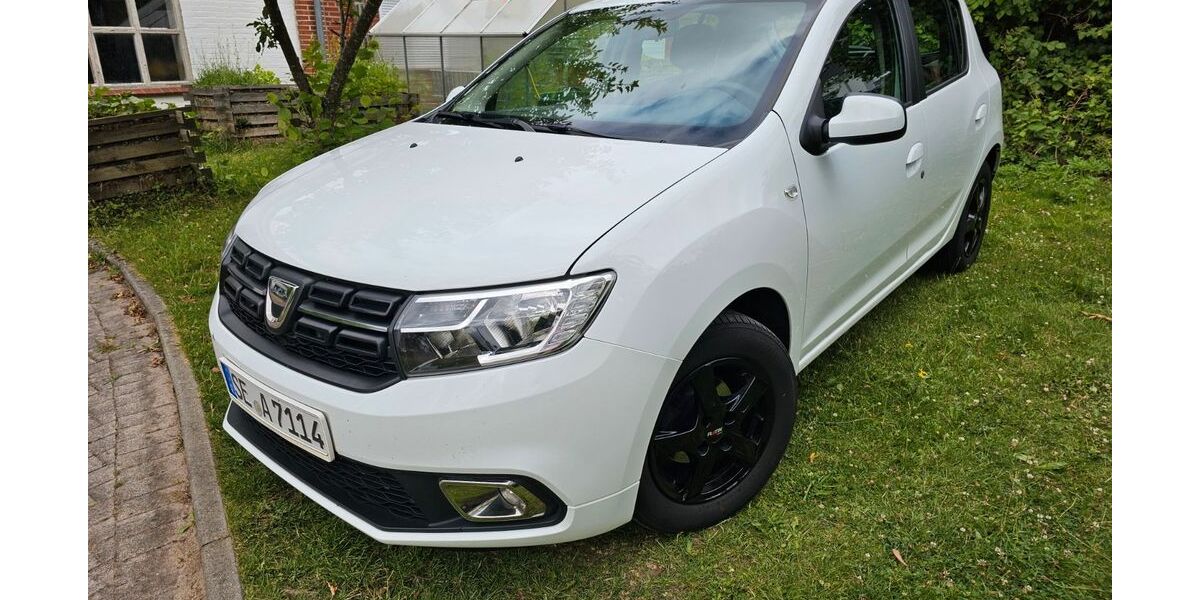 Dacia Sandero 118.000 km 6.900 &euro; Bad Segeberg 23795