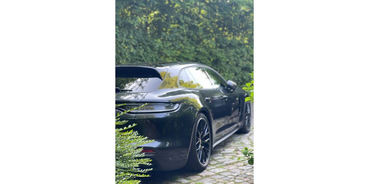 Porsche Panamera 69.000 km 76.500 &euro; Lübeck 23570