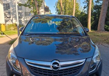 Opel Zafira Tourer 239.500 km 4.650 &euro; Lübeck 23564