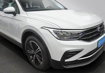 VW Tiguan 61.250 km 26.890 &euro; Lübeck 23560