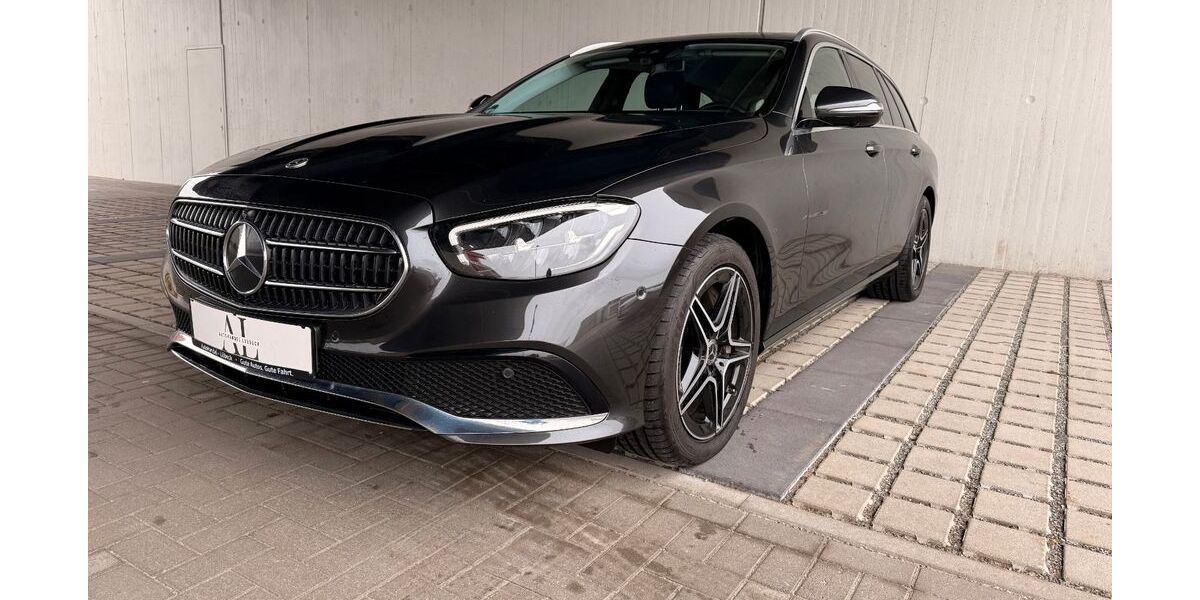 Mercedes-Benz E 300 77.370 km 29.900 &euro; Lübeck 23556