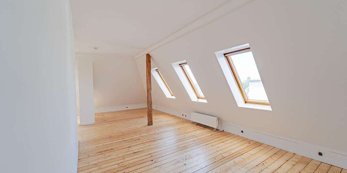 Etagenwohnung Lübeck Sankt Lorenz Nord - 4 Zimmer, 110 m&sup2;, 1.650&euro; | Angebot:27336575