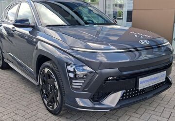 Hyundai KONA Elektro 5.839 km 35.480 &euro; Lübeck 23562