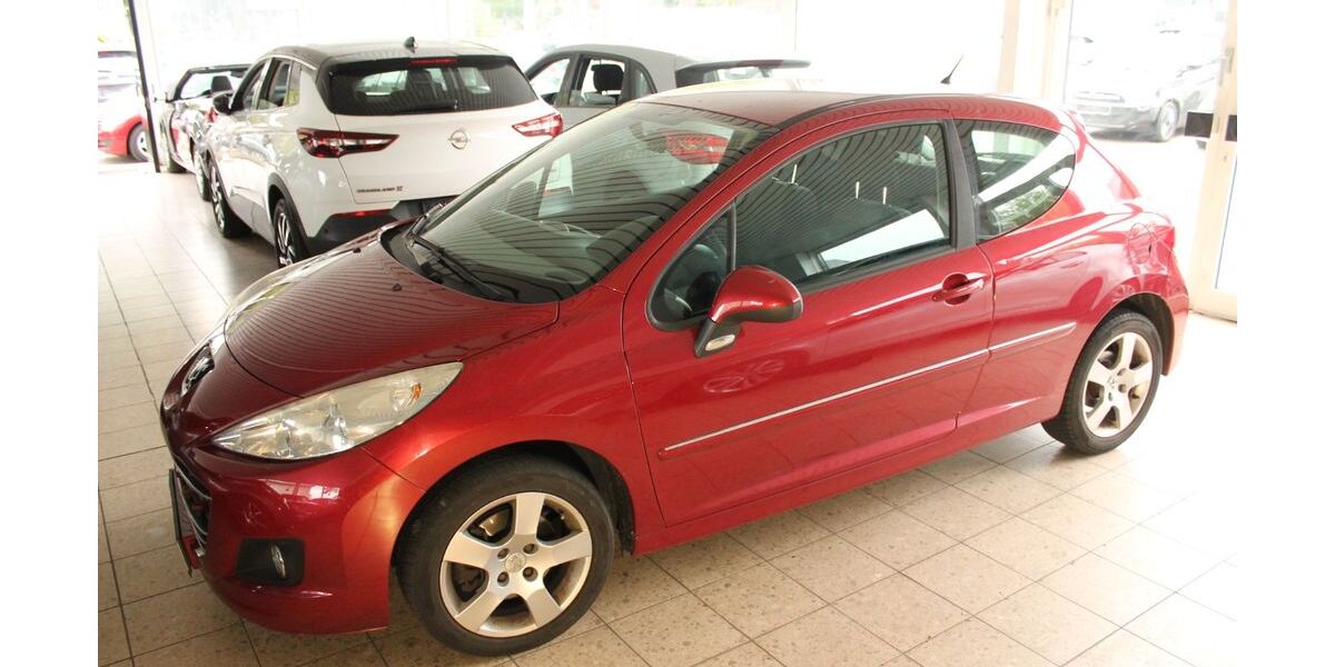 Peugeot 207 73.930 km 4.990 &euro; Bad Oldesloe 23843