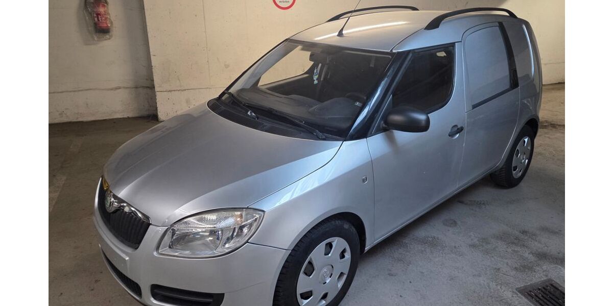Skoda Praktik 124.000 km 2.090 &euro; Lübeck 23554
