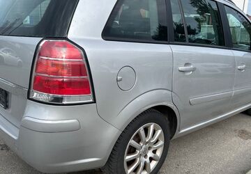 Opel Zafira 211.200 km 3.000 &euro; Lübeck 23560