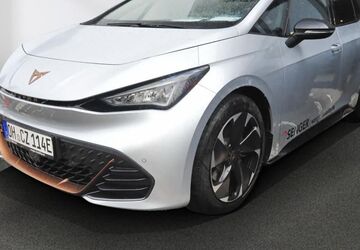 Cupra Born 5.000 km 33.490 &euro; Bad Schwartau 23611