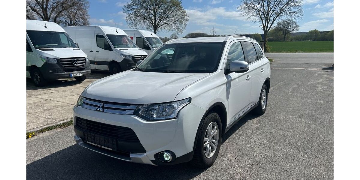 Mitsubishi Outlander 240.000 km 7.599 &euro; Ahrensbök 23623
